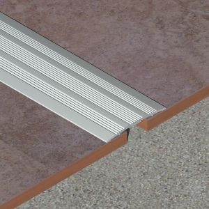 Trecere Lineco striata din aluminiu eloxat 2700x40 mm