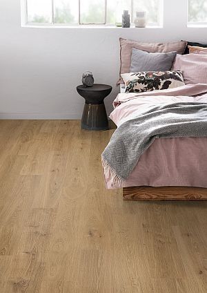 Parchet laminat Egger 8 mm Stejar Clermont natur - 1,9948 mp