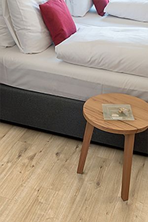 Parchet laminat Egger 10 mm Stejar Dunnington deschis - 1,2209 mp