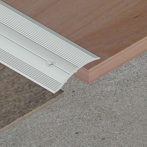 Trecere Prolux lata pentru diferenta de nivel din aluminiu eloxat 900x40x15 mm
