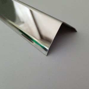 Cornier cu laturi tesite din inox  l=A=20mm